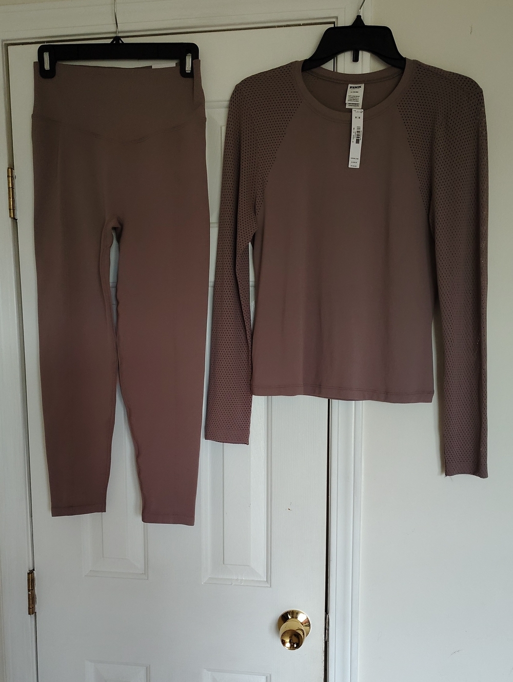 Victoria's Secret Mauve Seamless Legging and Long-Sleeve Top Set